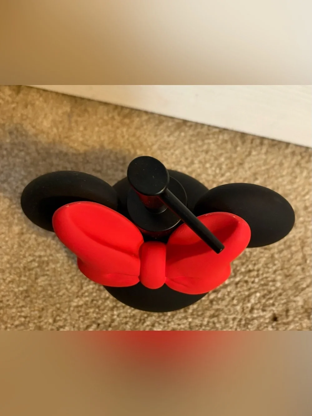 Disney Minnie Mouse Soap Dispenser Pump New